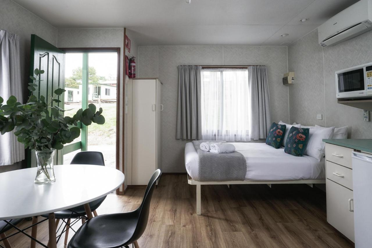 Отель Big4 Castlemaine Gardens Экстерьер фото